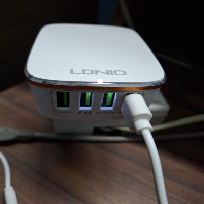 Mobile Fast Charger with 4 slot